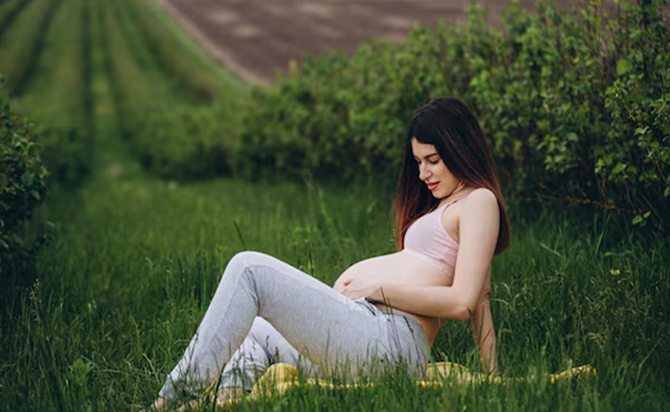 Pregnantwoman-exercise.jpg