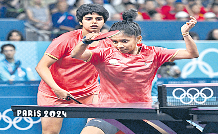 SREEJA-ARCHANA_36BN84D.jpg