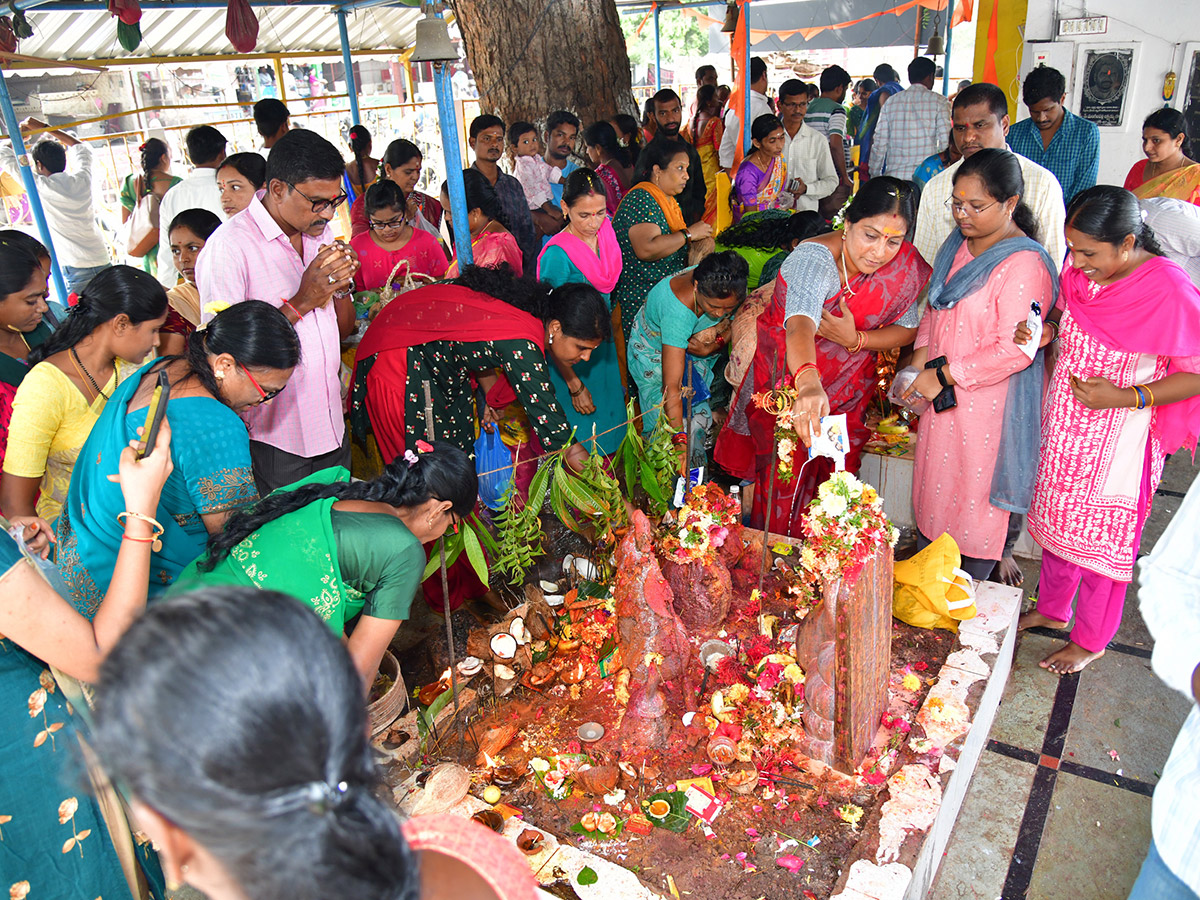 Nag_20Panchami_20Celebration_202024_20Photos_4.jpg 4