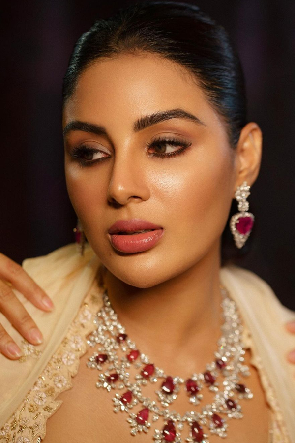 Samyuktha-Menon-11.jpg 12