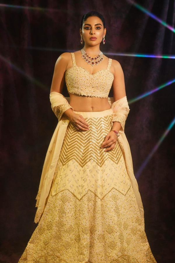 Samyuktha-Menon-13.jpg 14