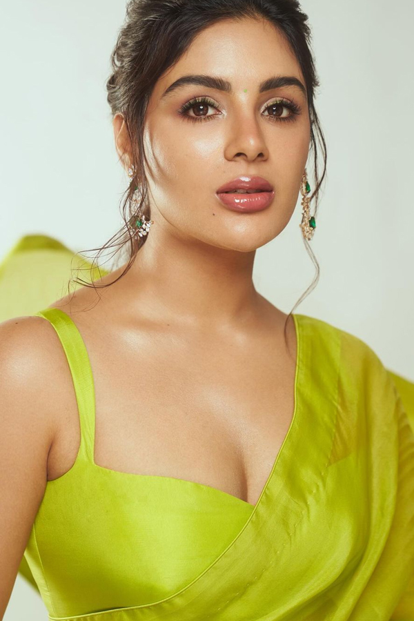 Samyuktha-Menon-4.jpg 5