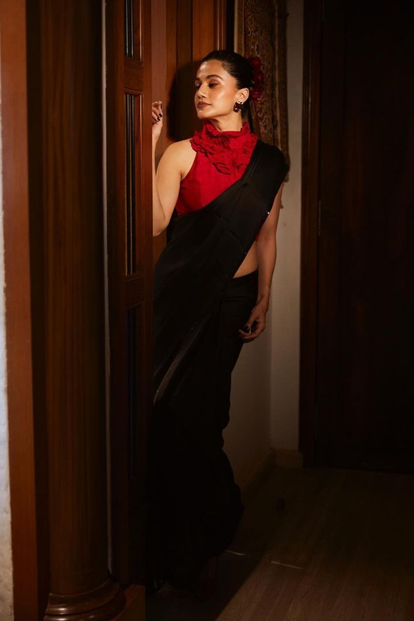 Taapsee-Pannu-11.jpg 12