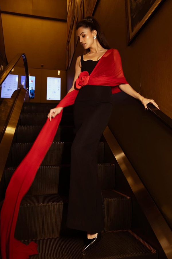 Taapsee-Pannu-16.jpg 17