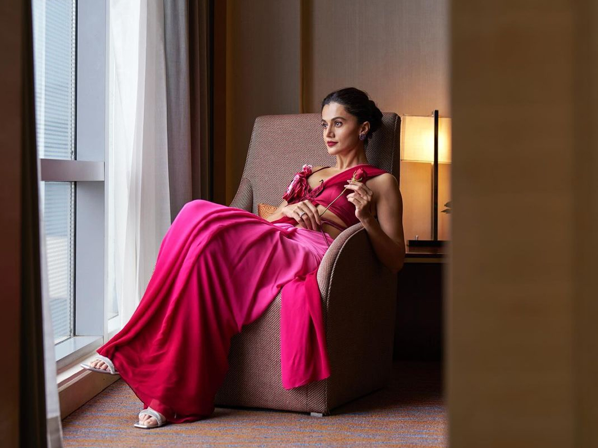 Taapsee-Pannu-9.jpg 10