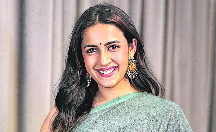 niharika.jpg
