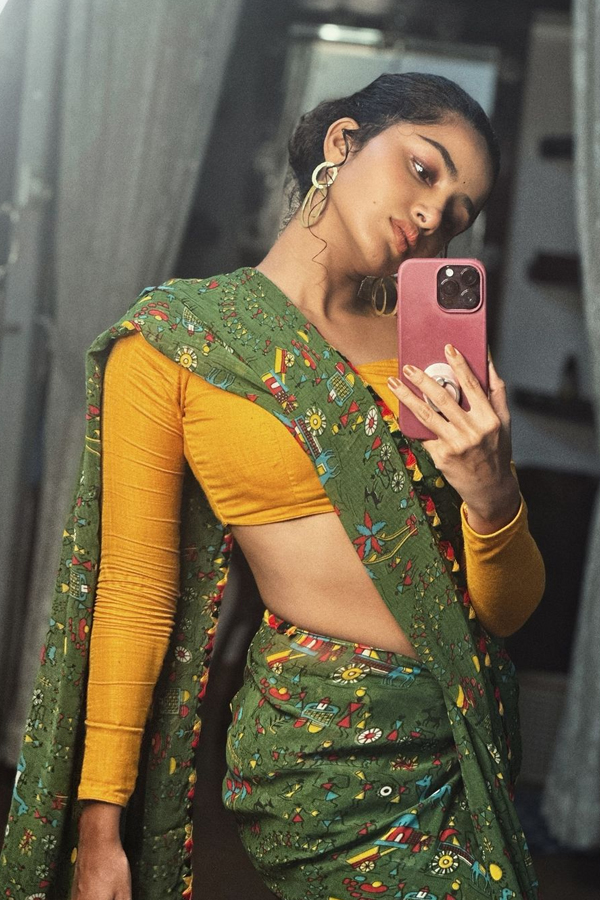 Anupama-Parameswaran-3.jpg 4