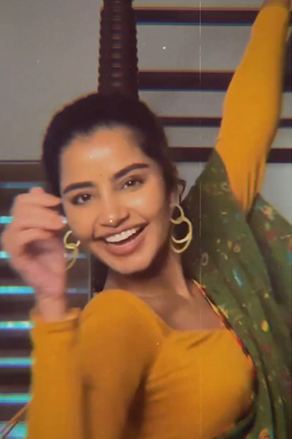 Anupama-Parameswaran-4_0.jpg 5