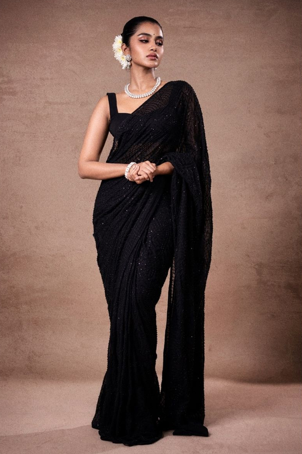 Anupama-Parameswaran-5.jpg 10
