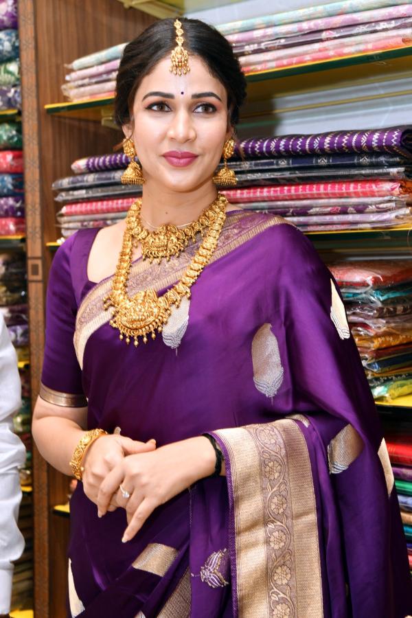 LavanyaTripathi-06.jpeg 5