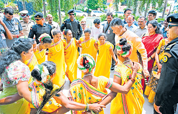 adivasi.jpg