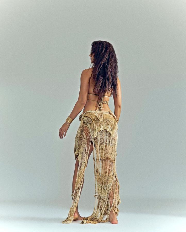 dishapatani-02.jpg 2