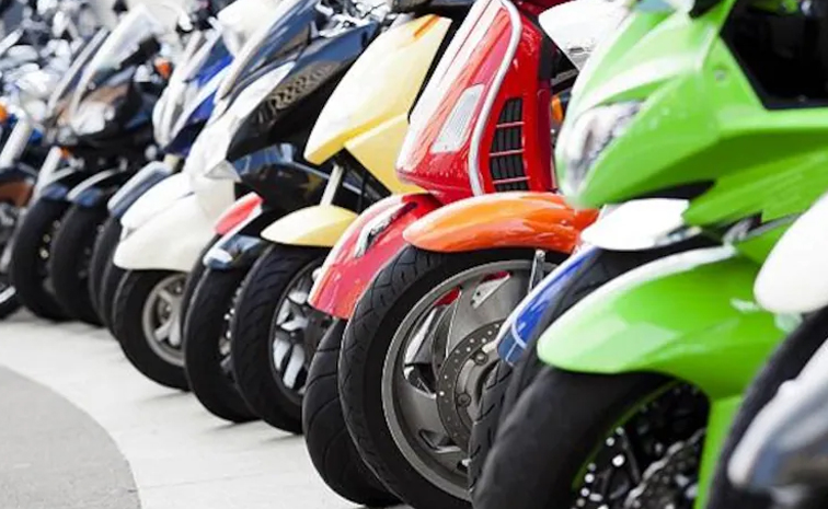 two-wheeler-sales.jpg