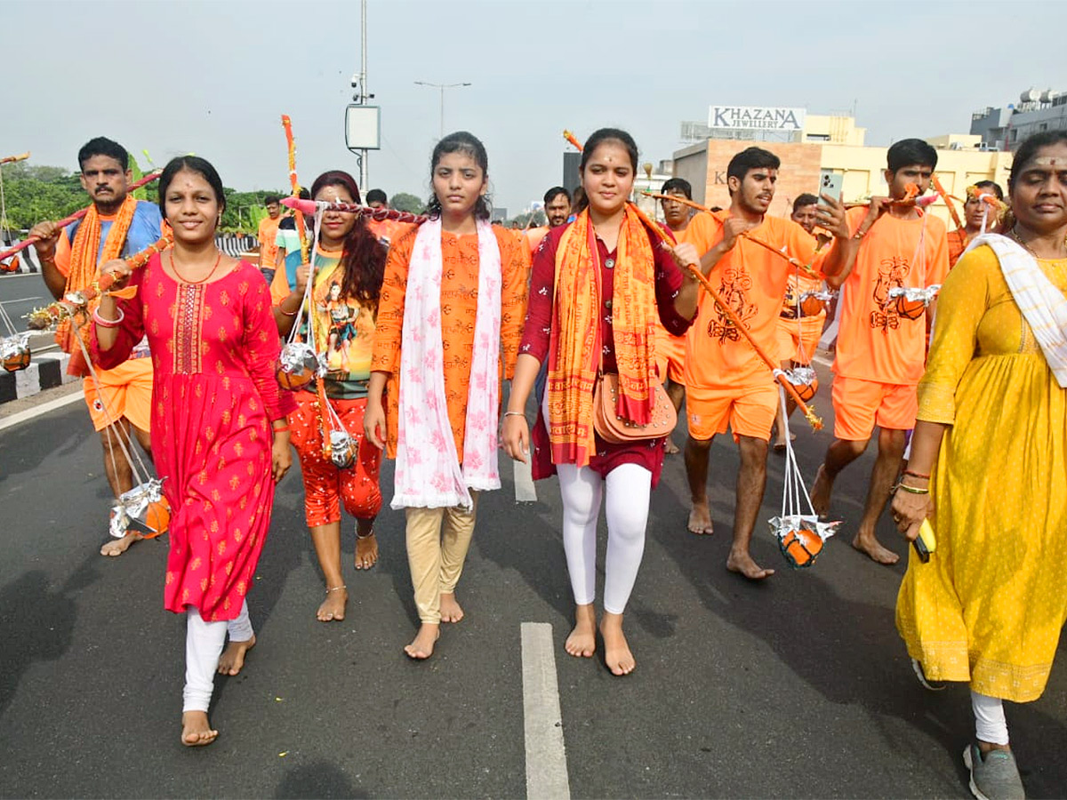 Grandly_20Celebrated_20Kavad_20Yatra_20Marwari_1.jpg 1