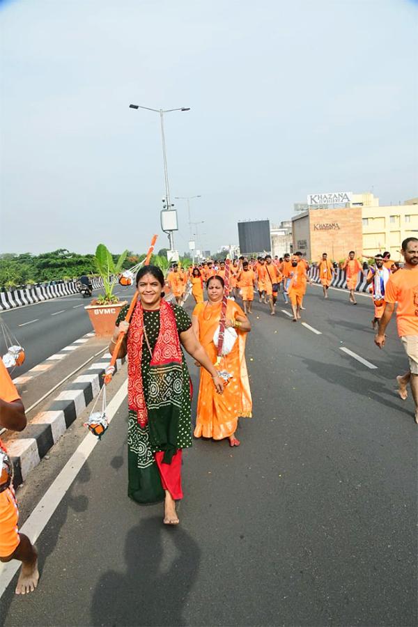 Grandly_20Celebrated_20Kavad_20Yatra_20Marwari_13.jpg 13