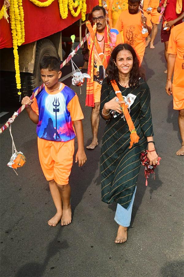 Grandly_20Celebrated_20Kavad_20Yatra_20Marwari_9.jpg 9