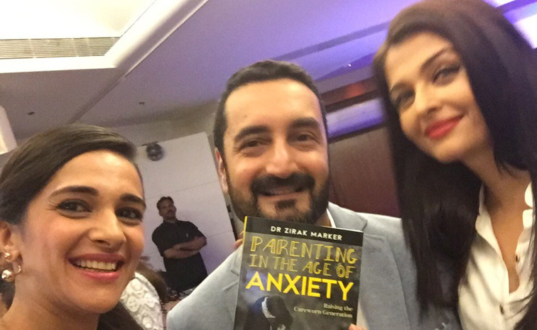Is_20a_20Doctor_20the_20Reason_20Behind_20Aishwarya_20Rai_20and_20Abhishek_20Bachchans_20divorce_20Photos_20_2813_29.jpg 14