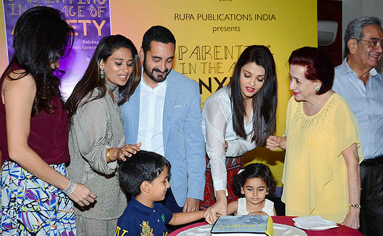 Is_20a_20Doctor_20the_20Reason_20Behind_20Aishwarya_20Rai_20and_20Abhishek_20Bachchans_20divorce_20Photos_20_282_29.jpg 3