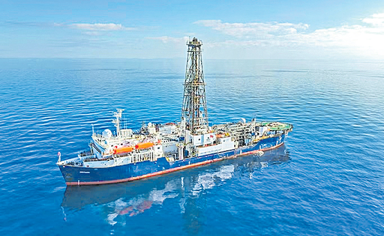 OCEAN-DRILLING-VESSEL.jpg