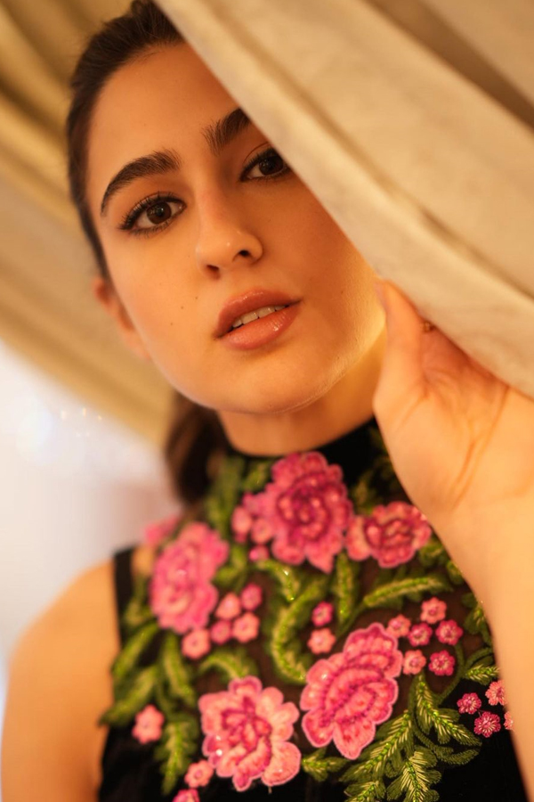 Sara-Ali-Khan-12.jpg 13