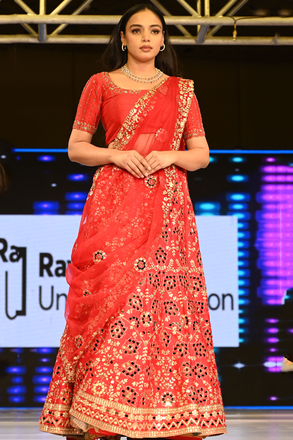 Fashion-1.jpg 2