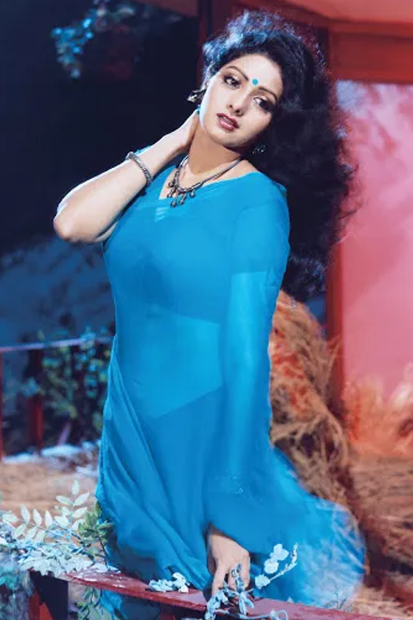 Sridevi-15.jpg 16