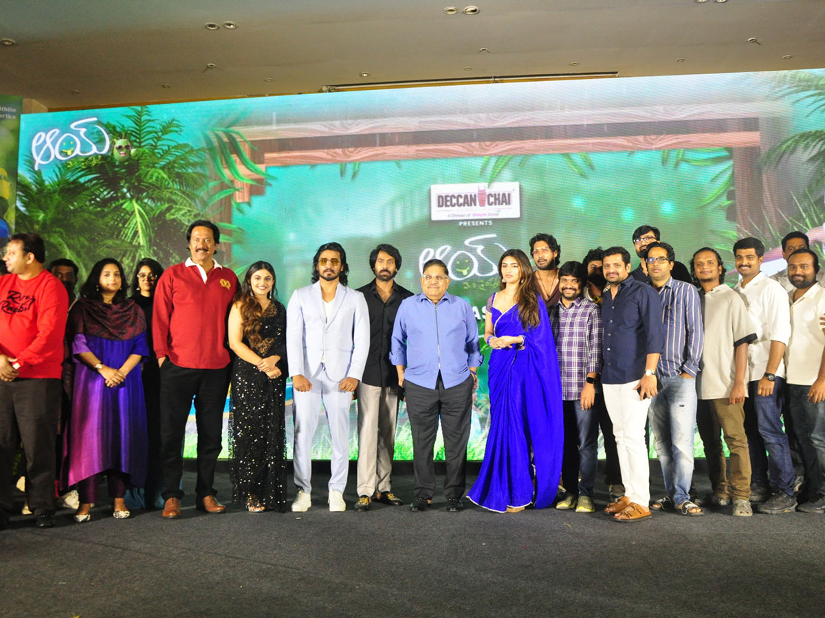 AAY_20Movie_20Pre_20Release_20Event_20Photos_4.jpg 4