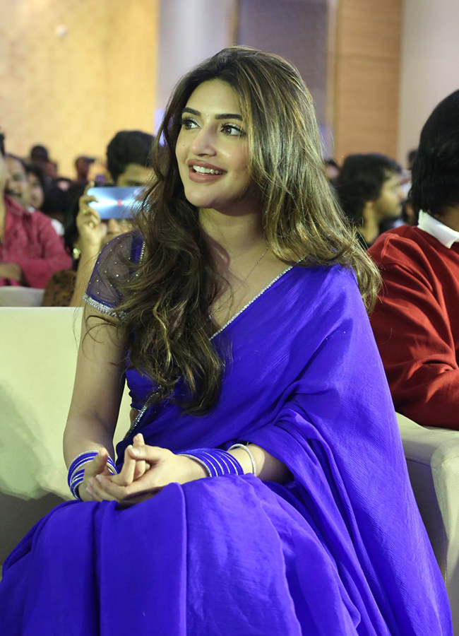 Actress_20Sreeleela_20hot_20photos__20_2813_29.jpg 13