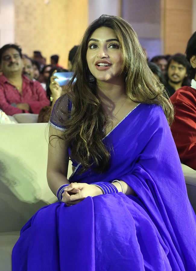 Actress_20Sreeleela_20hot_20photos__20_2814_29.jpg 14