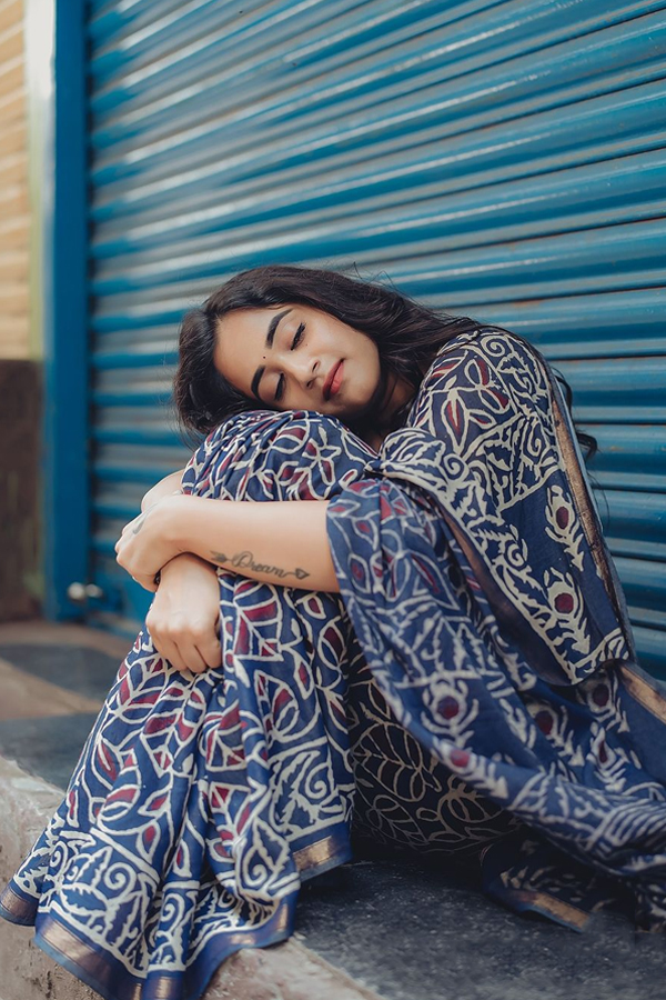 Deepthi-Sunaina-16.jpg 17