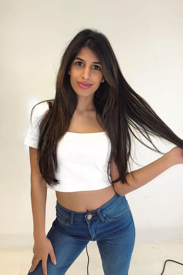 Jasmin-Walia-11.jpg 12