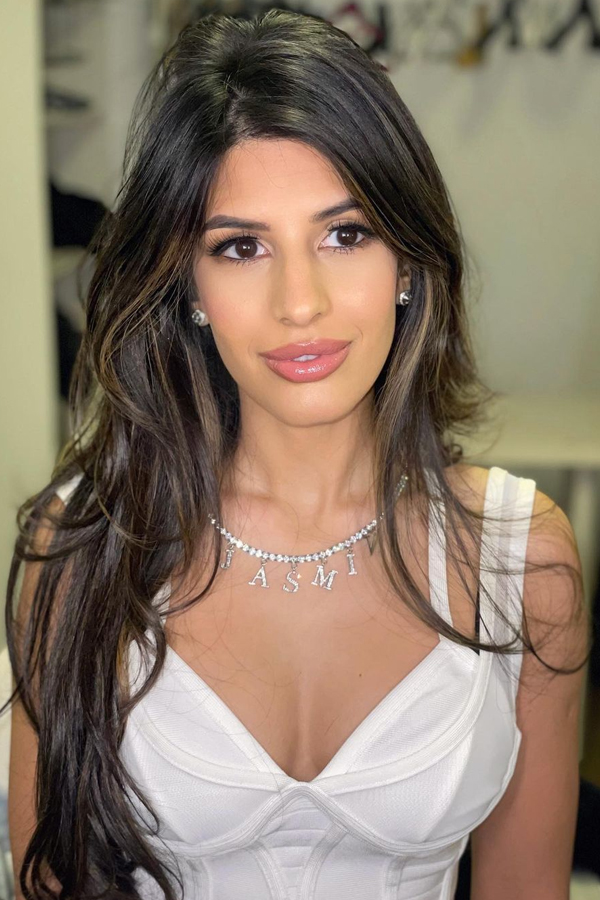 Jasmin-Walia-4.jpg 5