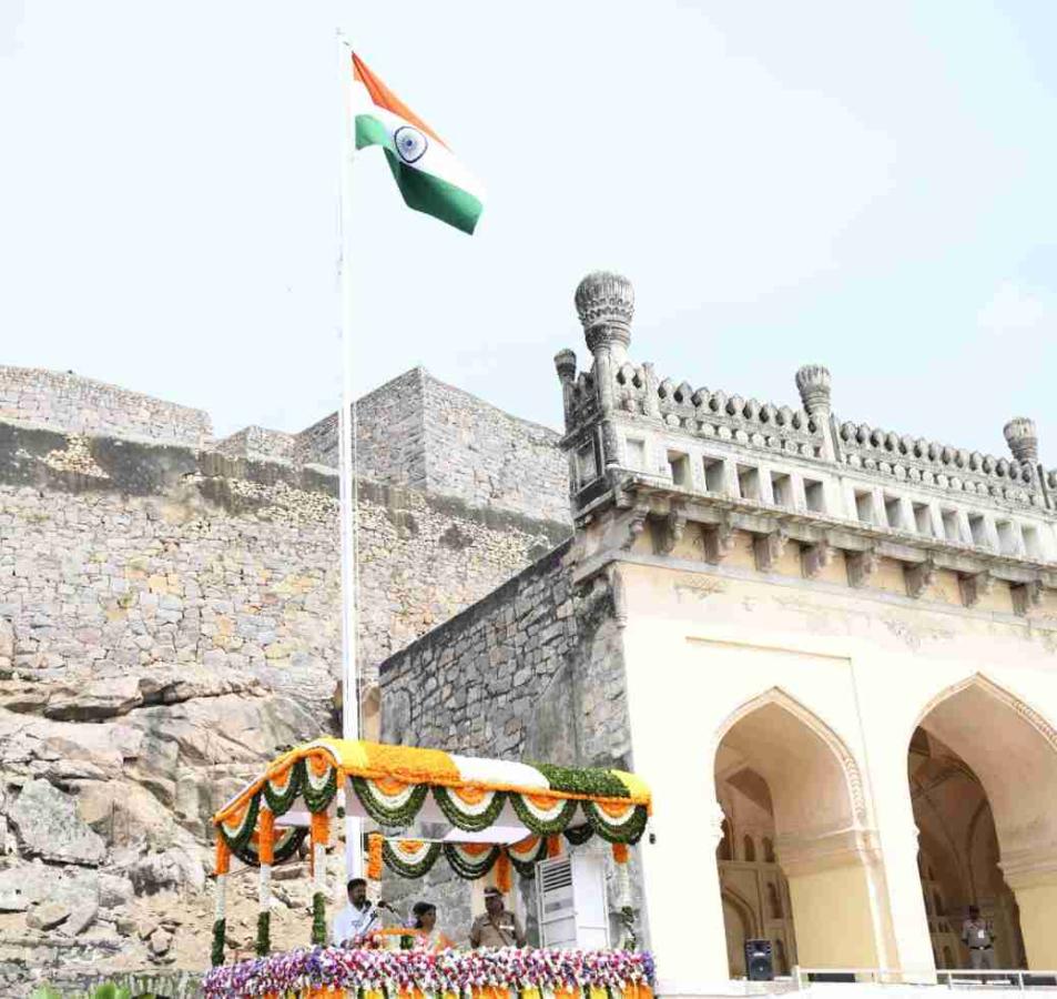 GolkondaFort-10.jpg 10