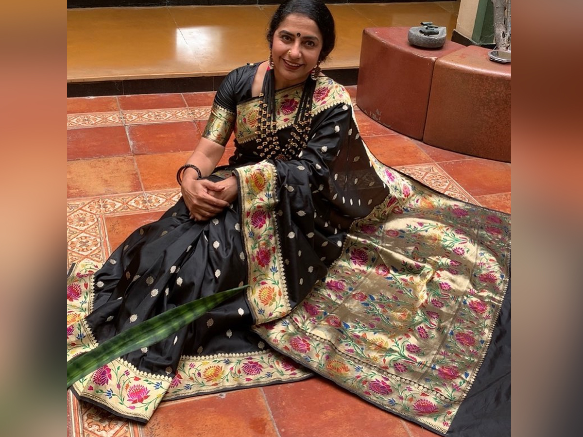 Suhasini-Maniratnam-17.jpg 18