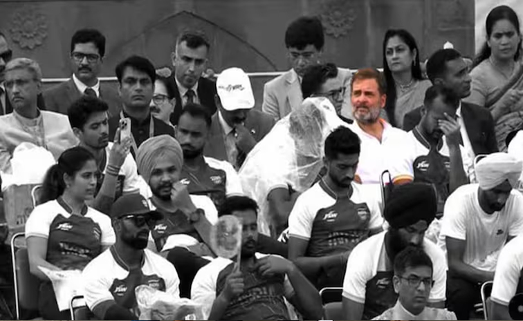 rahul_20gandhi_redport.jpg