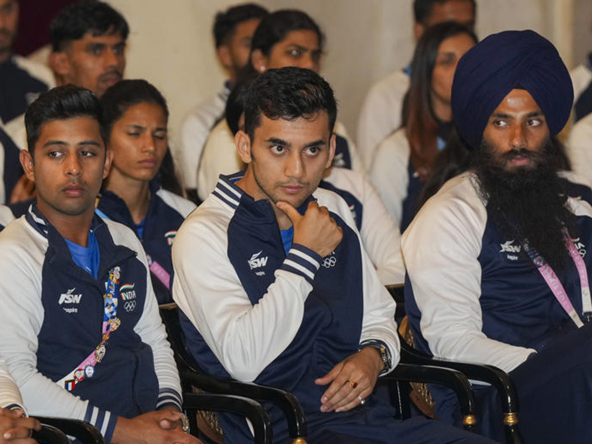 Droupadi-Murmu_Olympic-Players-10_0_0.jpg 13