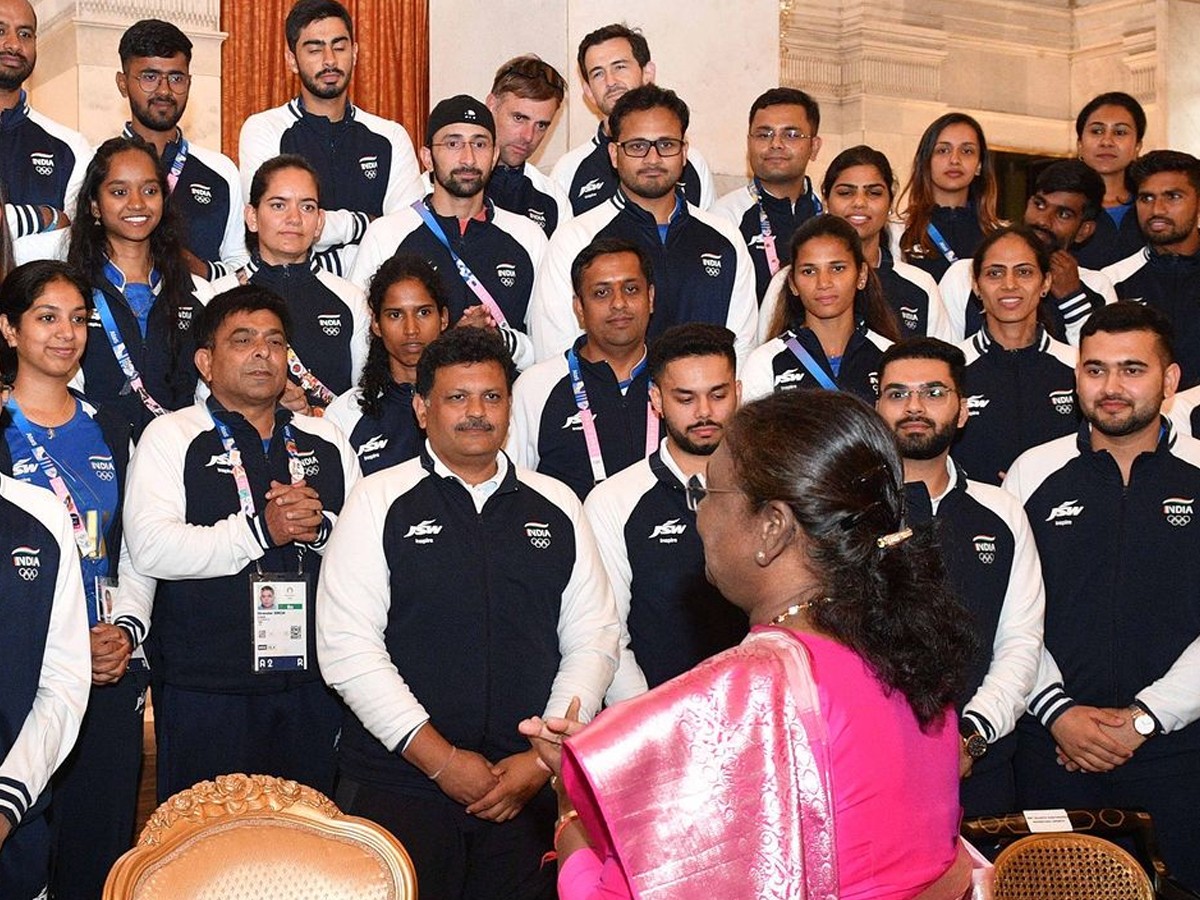 Droupadi-Murmu_Olympic-Players-4_0_0.jpg 7
