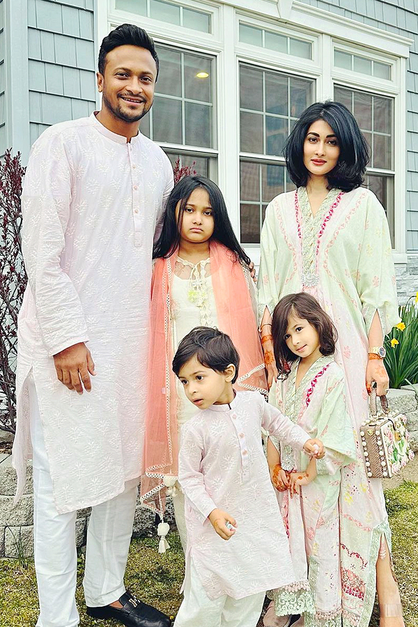 Shakib_20Al_20Hasan_20wife_20clarified_20diffuses_20rumours_20of_20cheating_20Photos_20_2813_29.jpg 14