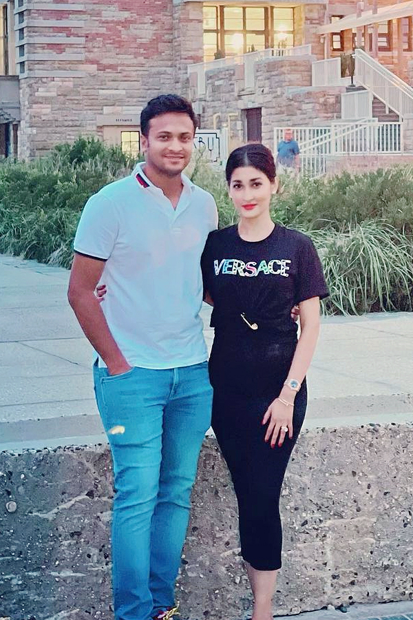 Shakib_20Al_20Hasan_20wife_20clarified_20diffuses_20rumours_20of_20cheating_20Photos_20_282_29.jpg 3