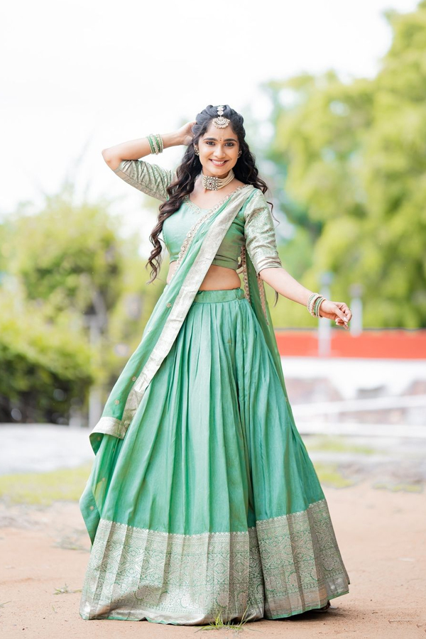 Tejaswini-Gowda-16.jpg 10