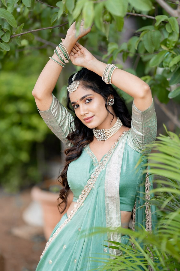 Tejaswini-Gowda-9_0.jpg 3