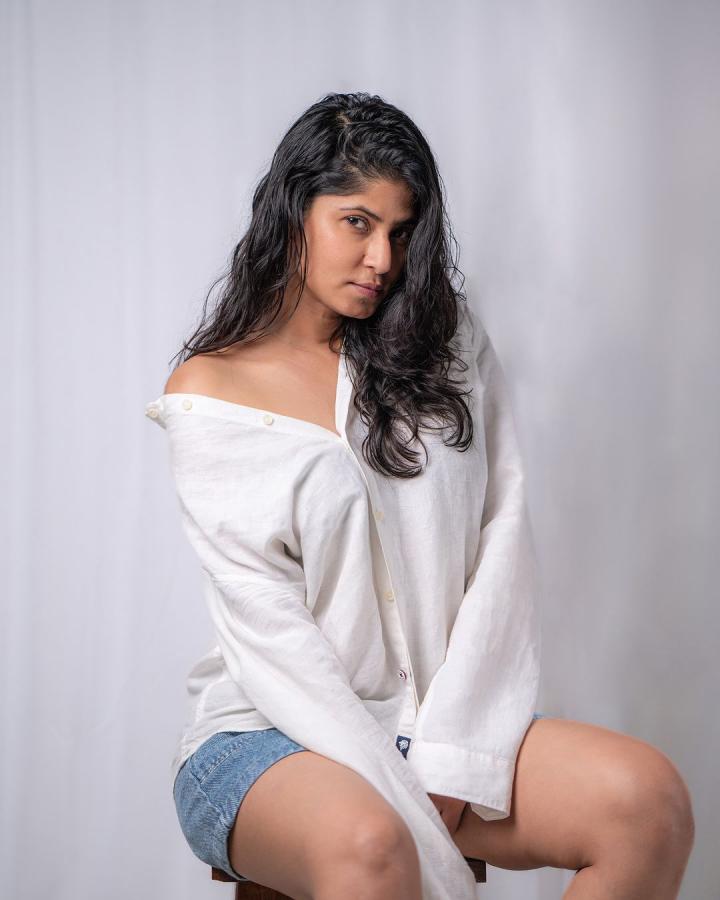 Neha-03.jpg 3