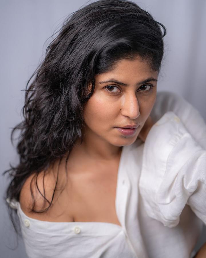 Neha-05.jpg 5