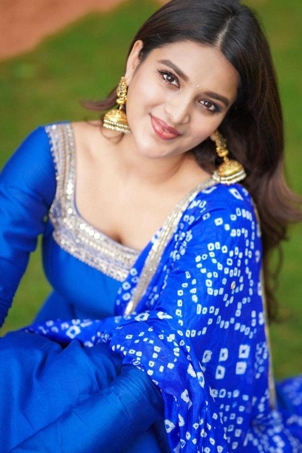 Nidhhi-Agerwal-19.jpg 20