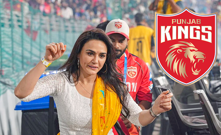PreityZinta-01.jpg