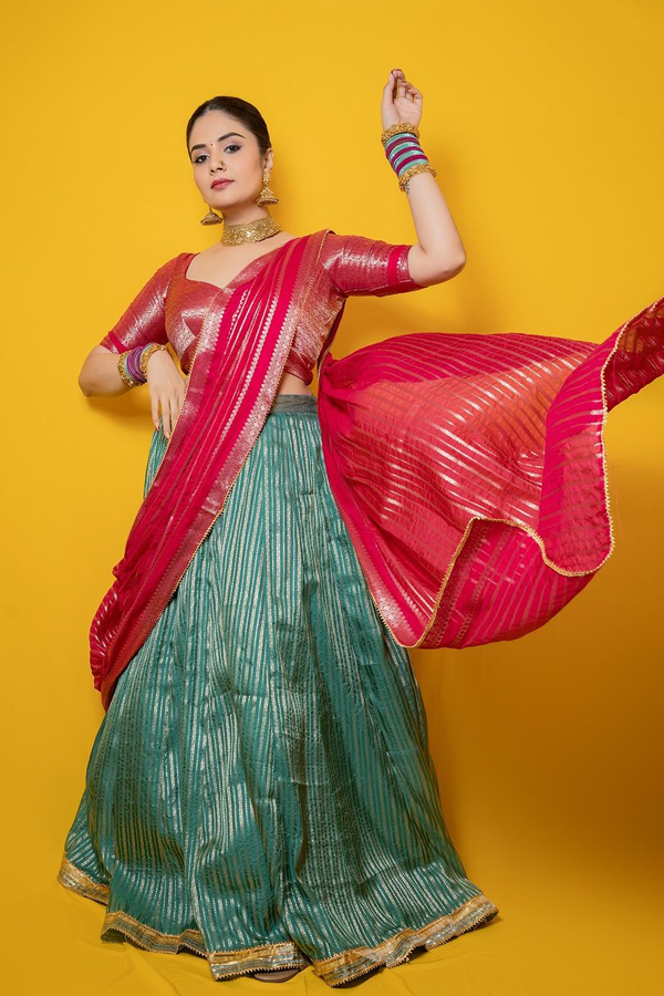 Sreemukhi-14.jpg 15