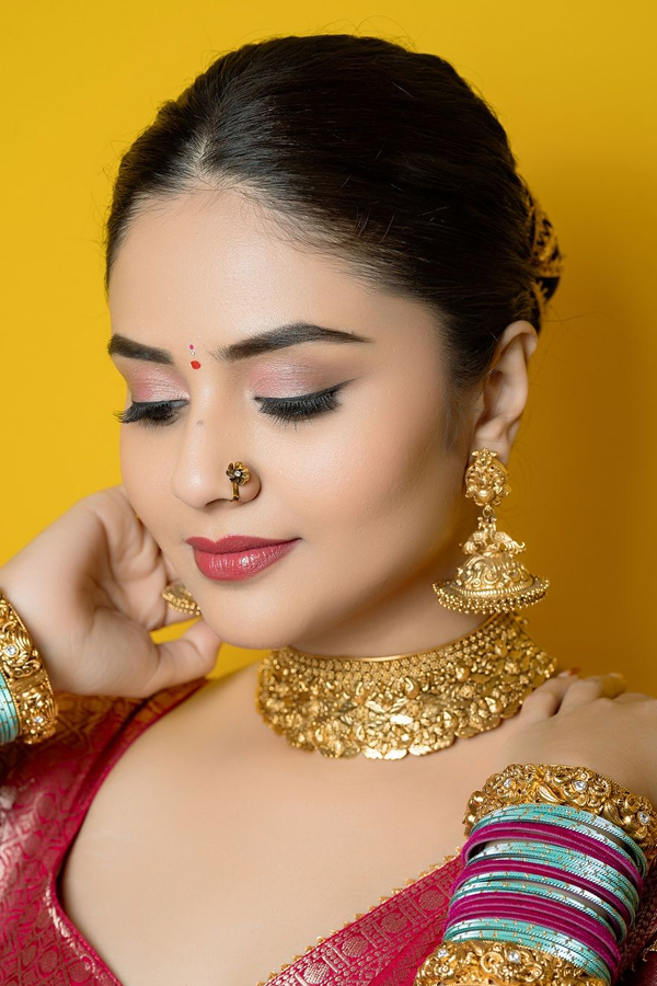 Sreemukhi-7.jpg 8