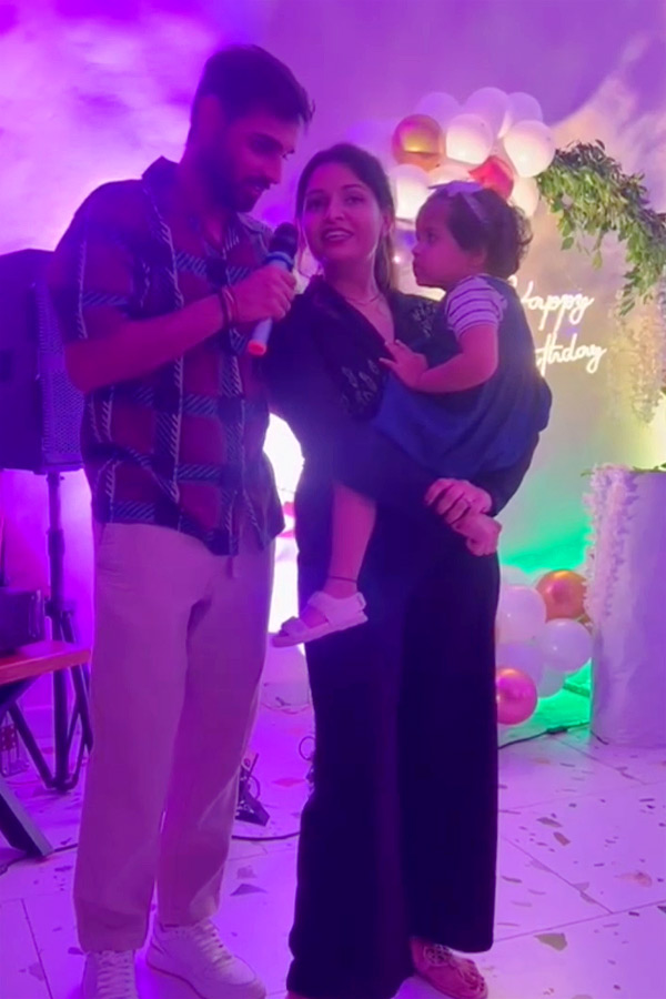 Will_20remember_20and_20cherish_20forever_20Bhuvneshwar_20Kumar_20surprises_20wife_20on_20her_20birthday_20Photos_20_2814_29.jpg 15