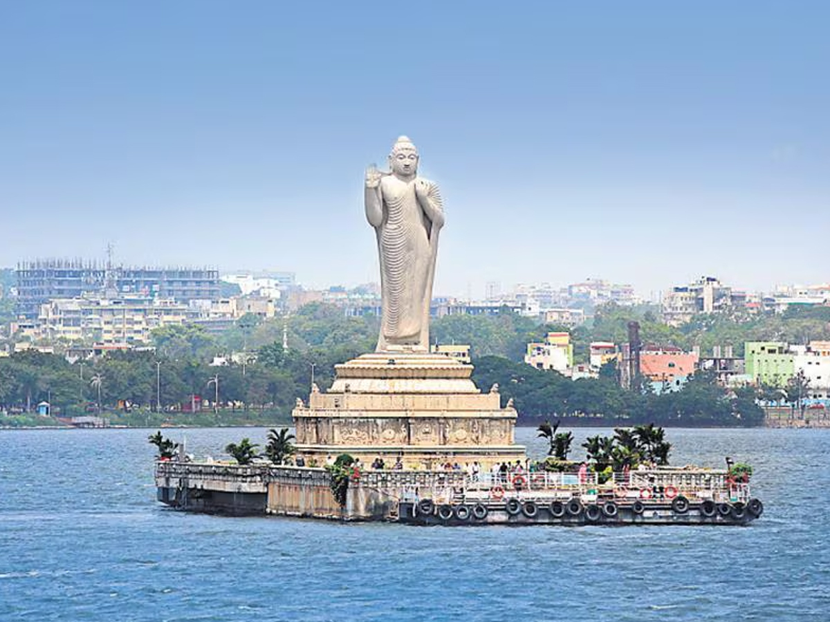 2.Hussain-Sagar-Lake.jpg 3