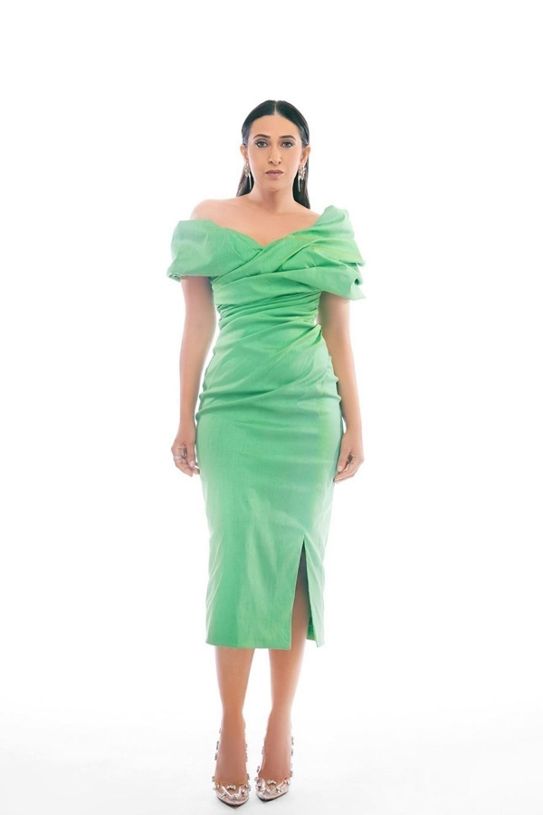 Karisma-Kapoor-8.jpg 9